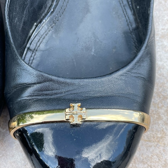 Tory Burch
Black Pacey Cap Toe - Picture 5 of 15